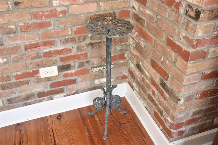 Metal Plant Stand