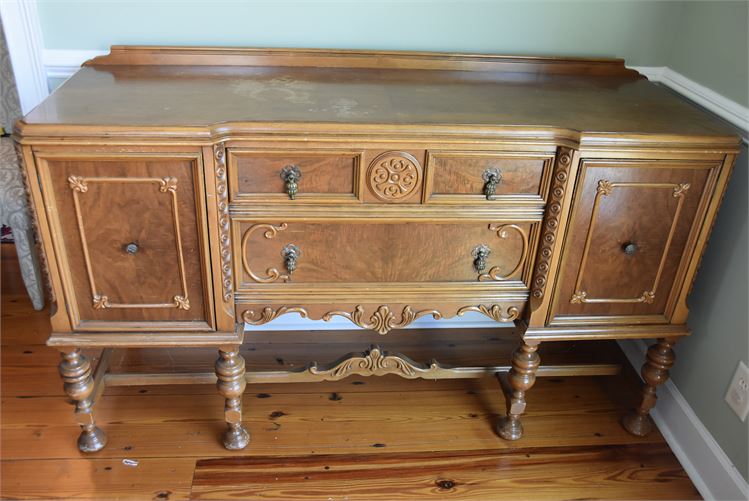 Sideboard