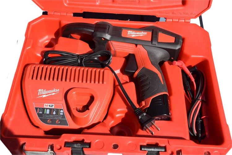 MILWAUKEE M12 Electricity Tester