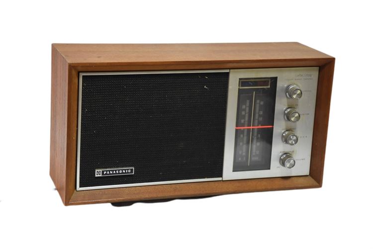 Vintage PANSONIC Radio