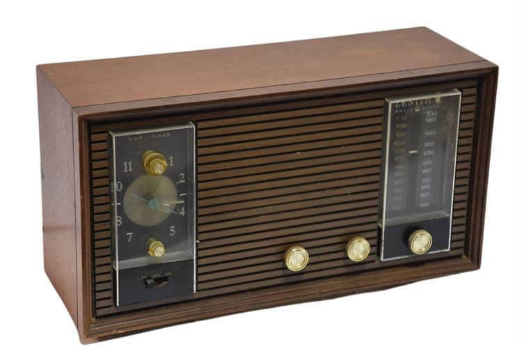 Vintage ZENITH Radio