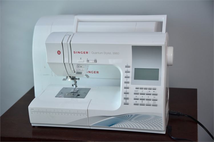 SINGER  Quantum Stylist 9960