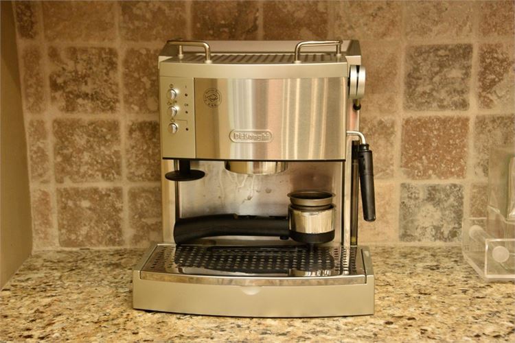 DELONGHI Expresso Machine