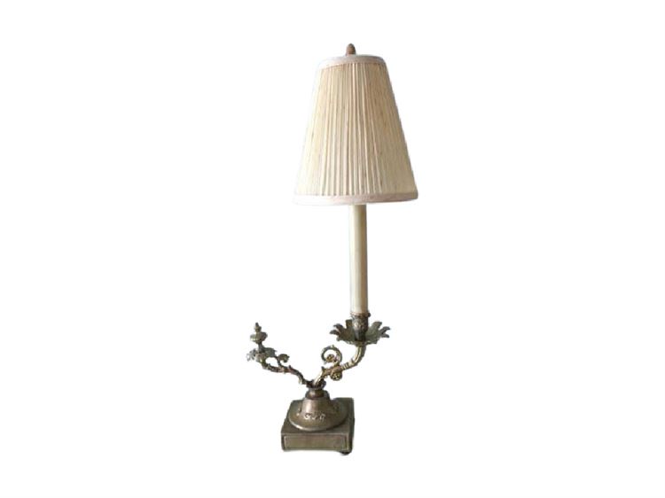 Vintage Classical Style Bronze Lamp With Shade