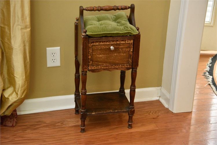 Vintage Wooden Cabinet