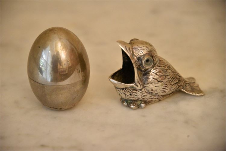 800 Silver Egg and Fish Figure