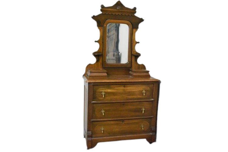 EASTLAKE Dresser With Mirror