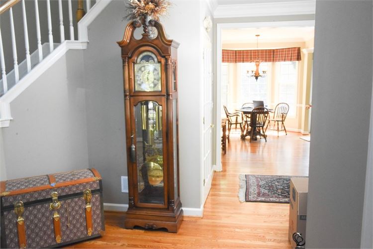Top Quality Howard Miller Weight Driven Grandfather Clock