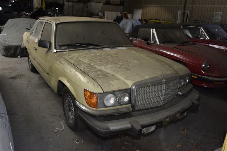 1983 Mercedes Benz