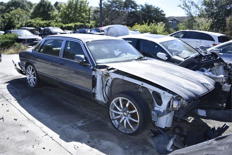 Parts of 1998 Jaguar XJ8