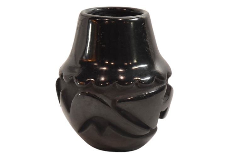 Native American, vintage Santa Clara Blackware Pottery Vase