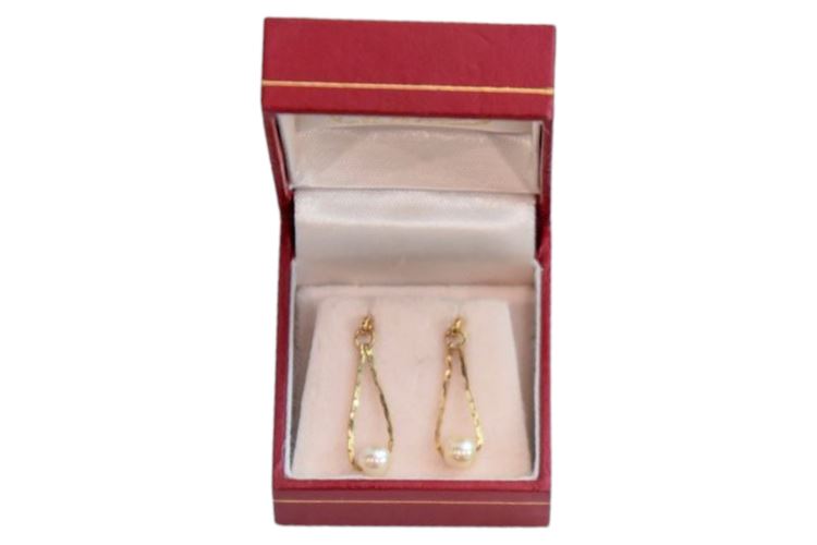 Cardow Yellow Gold and Pearl Earrings