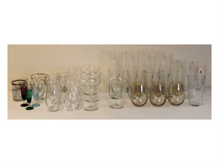 Mixed 33-Pc Glassware