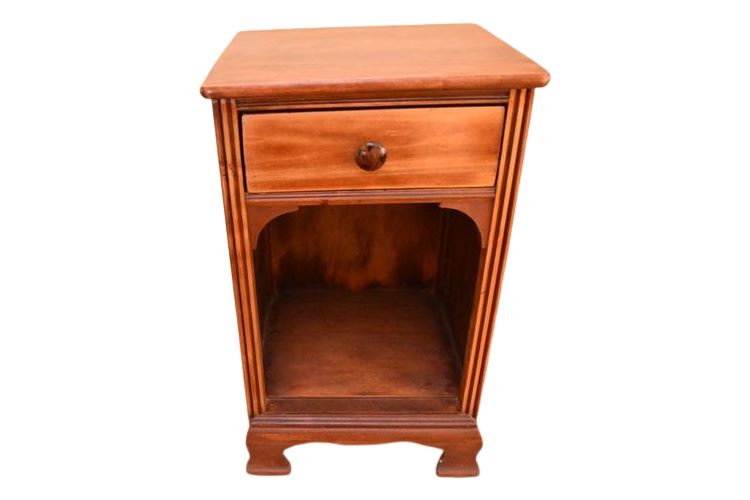 One Drawer Bedside / End Table