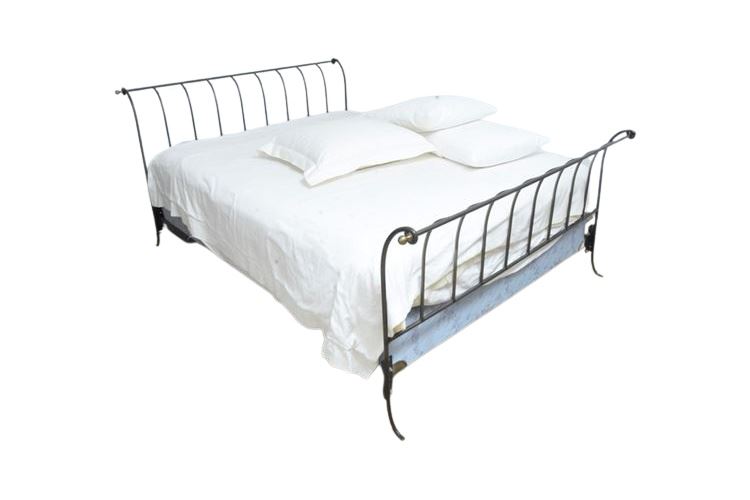 Metal Sleigh Bed