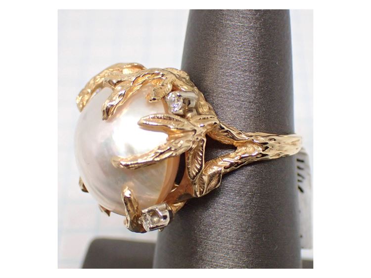 Vintage Fine Mabé Pearl & Diamond 14k Yellow Gold Ring