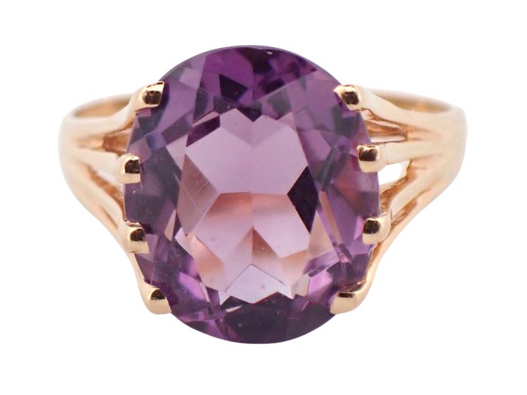 14K Yellow Gold 4.04 ct. Oval Amethyst Ring