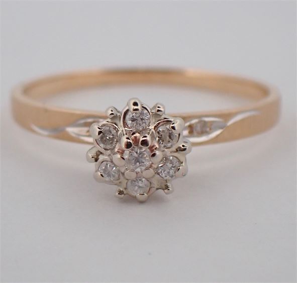 14K YG Floral Cluster Diamond Ring