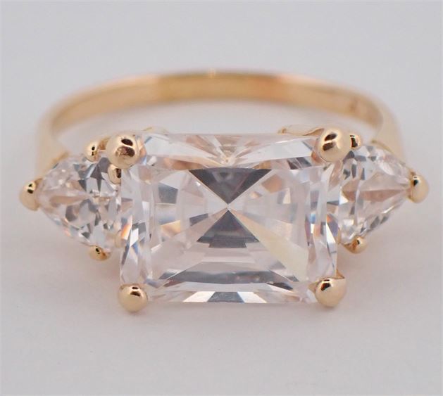 14K Yellow Gold Brilliant Cut CZ Ring