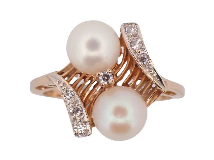 10K Yellow Gold Cultured Pearls and Diamond Ring