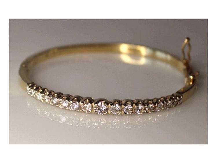 Vintage 2.50ctw 14k Yellow Gold Diamond Bangle Bracelet