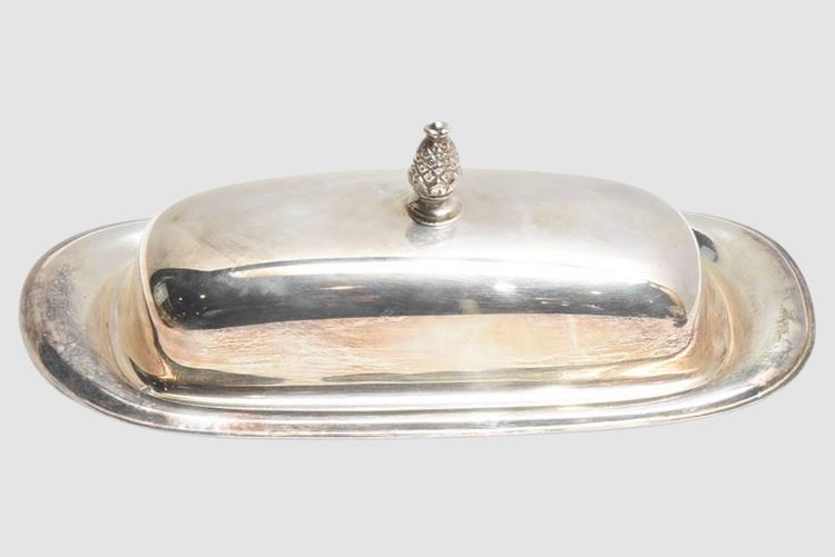International Silver 1/4 Pound Covered Butter & Liner