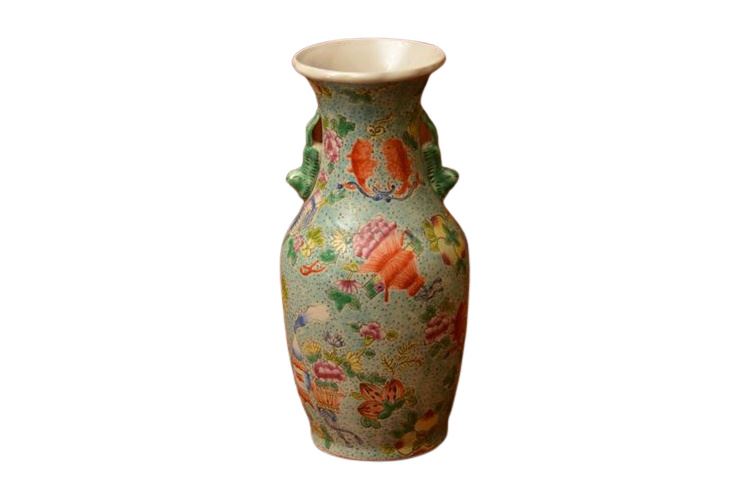 Chinese Porcelain Vase