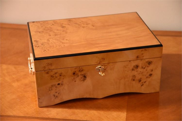 Gorgeous Birdseye Maple Humidor