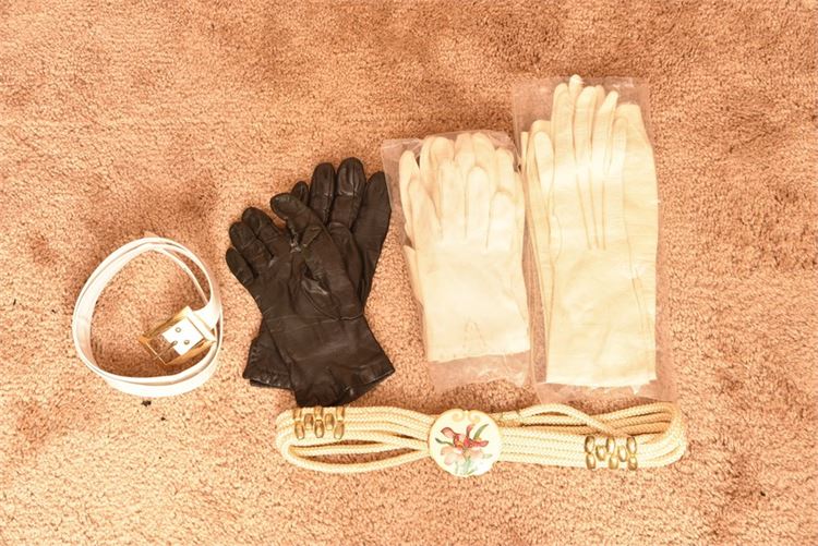 Group Women's Gloves and Belts