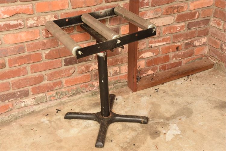 Heavy Duty Three (3) Roller Stand