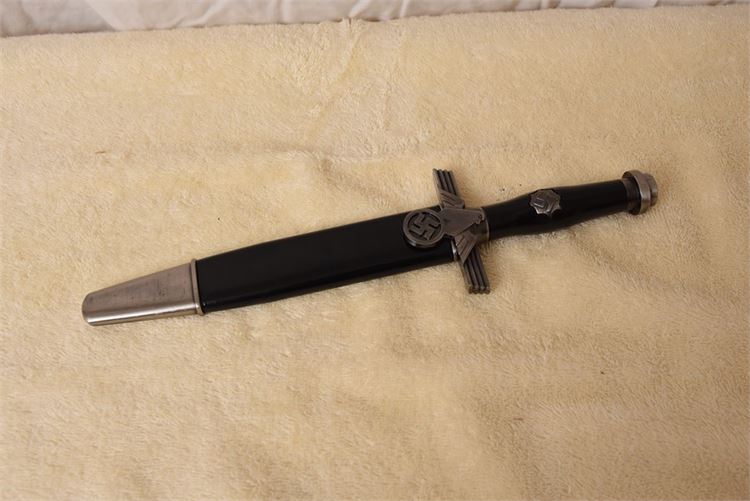 WWII Model Enlisted Man's Dagger