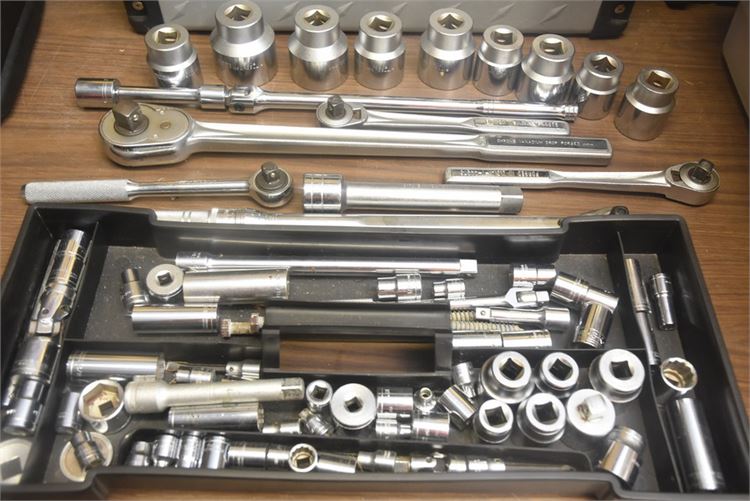 Socket Wrench Set