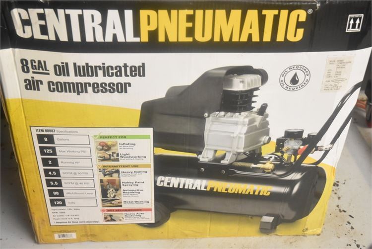 CENTRALPNEUMATIC 8 GAL oil lubricated air compressor