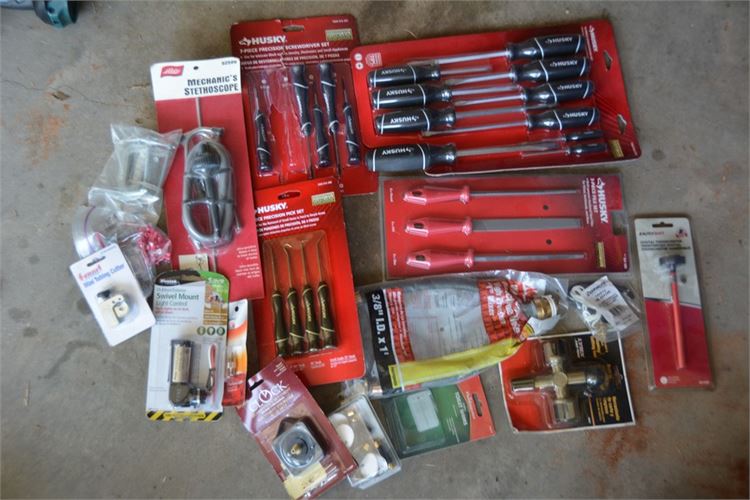 Group Tools and Hardware Accessories