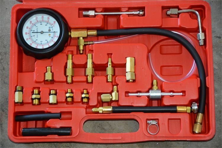 Fuel Injector Injection Pump Pressure Tester Gauge Kit
