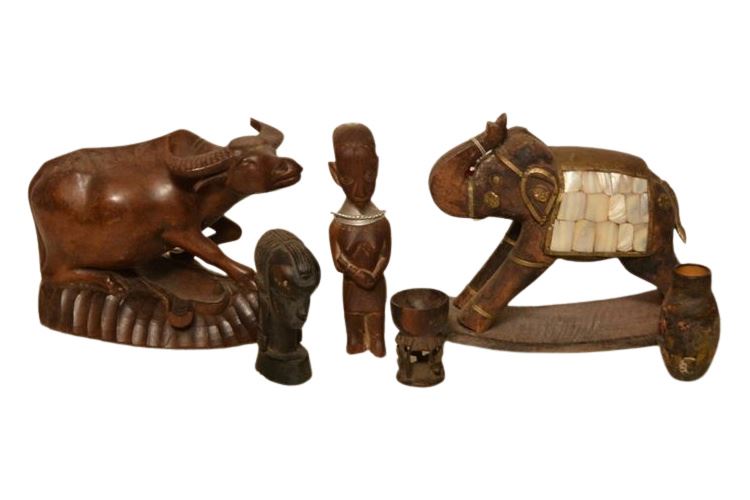 Group Decorative Figurines