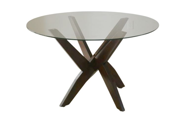 Steve Silver Amalie Round Dining Table