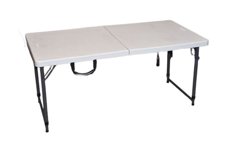 Plastic Folding Table