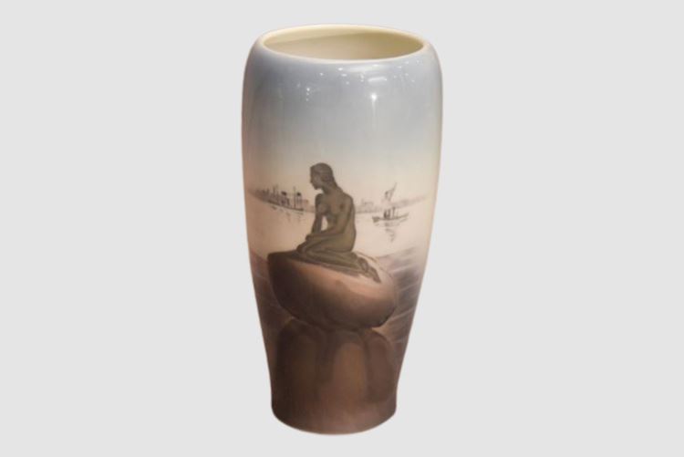 Royal Copenhagen Vase with The Little Mermaid