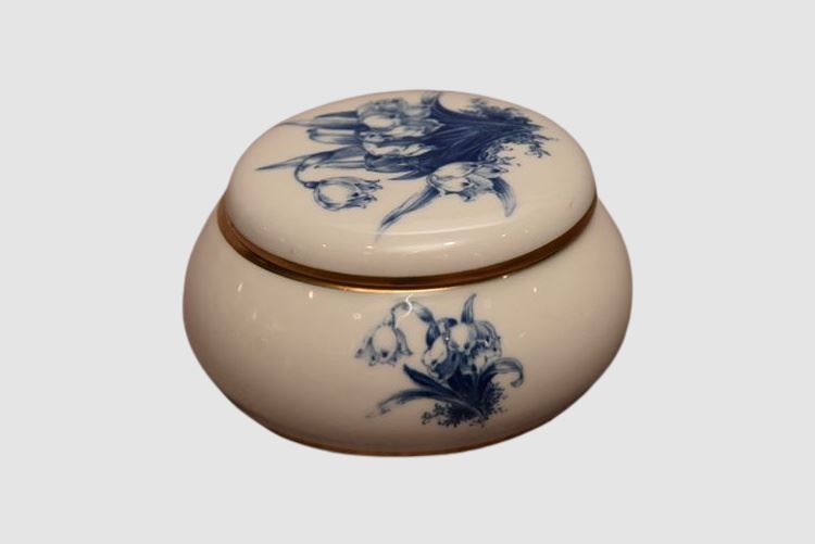 Meissen Porcelain Round Lidded Trinket Box