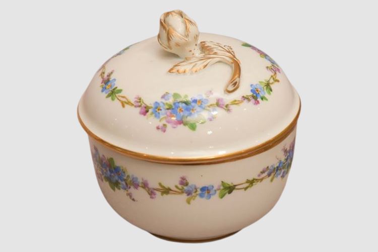 Meissen Porcelain Round Lidded Jar