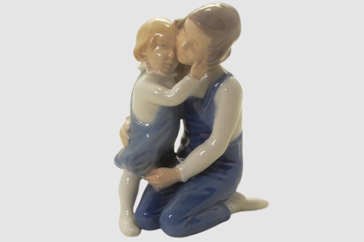 Bing and Grøndahl Mother and Child Figurine