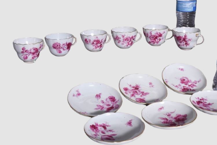 Six (6) Meissen Porcelain Tea Cups w/ Saucers