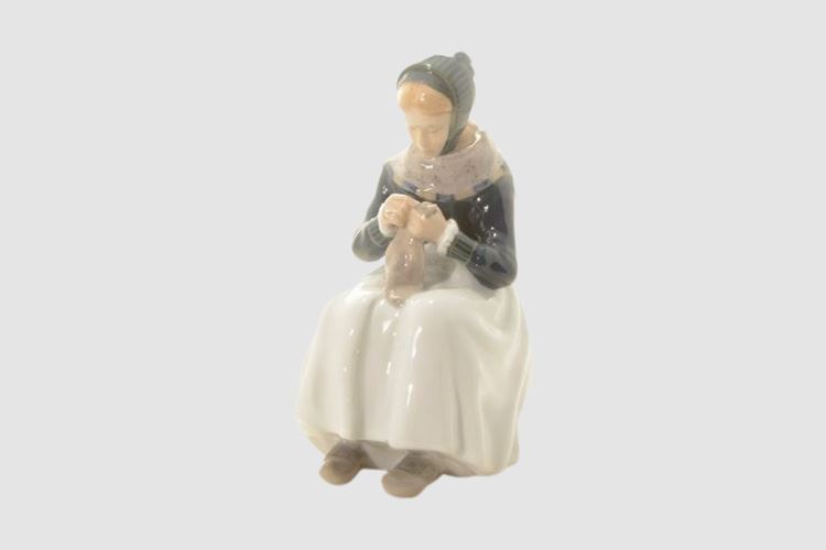 Amager Girl, sowing in regional costume, Royal Copenhagen figurine