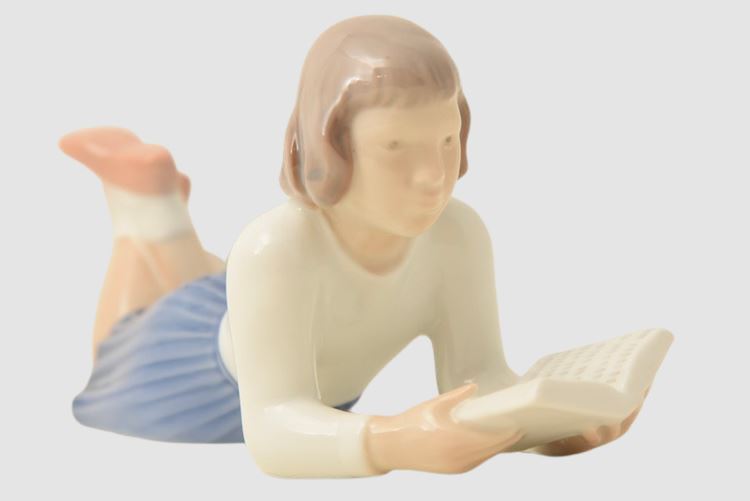 Bing and Grondahl Figurine B & G Girl Reading