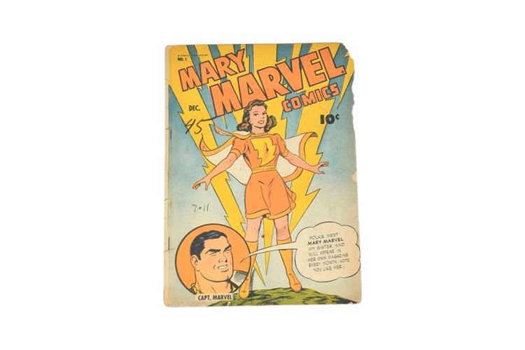 1945 MARY MARVEL COMIC #1 FAWCETT COMICS