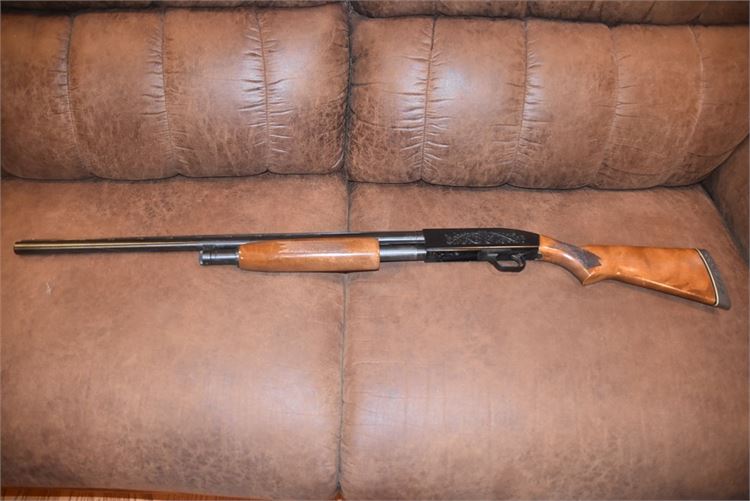 Mossberg 12 Gauge Pump Action Shotgun