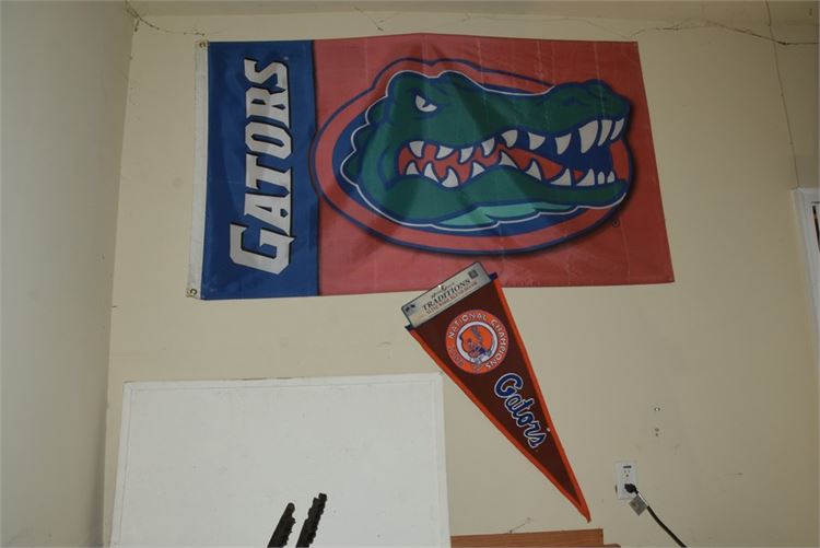 Florida Gators Wall Decor and Misc Tools