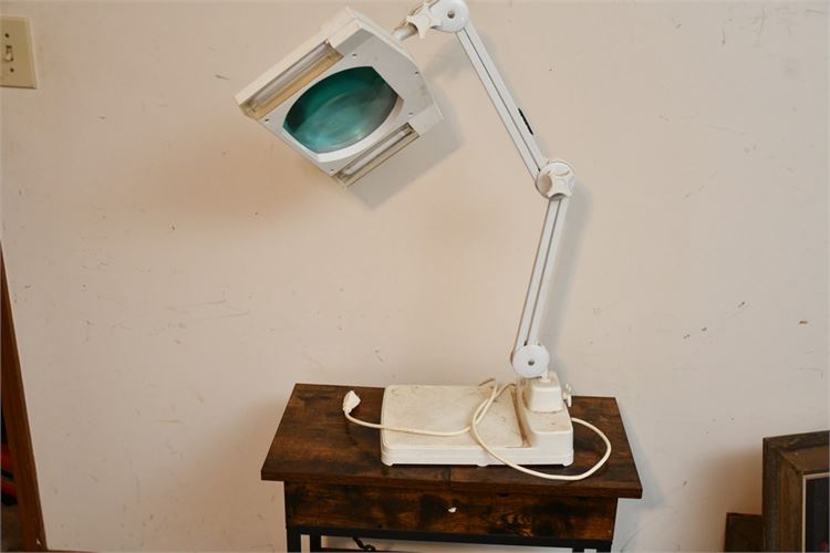 LED Magnifier Lamp