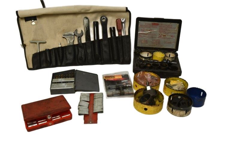 Group Tools and Accessories